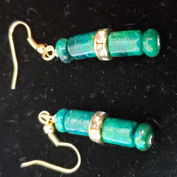 Dyed Green Turquoise Earrings - Picture 4 of 9